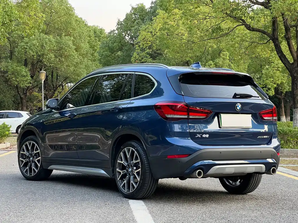 BMW X1 — фото 6