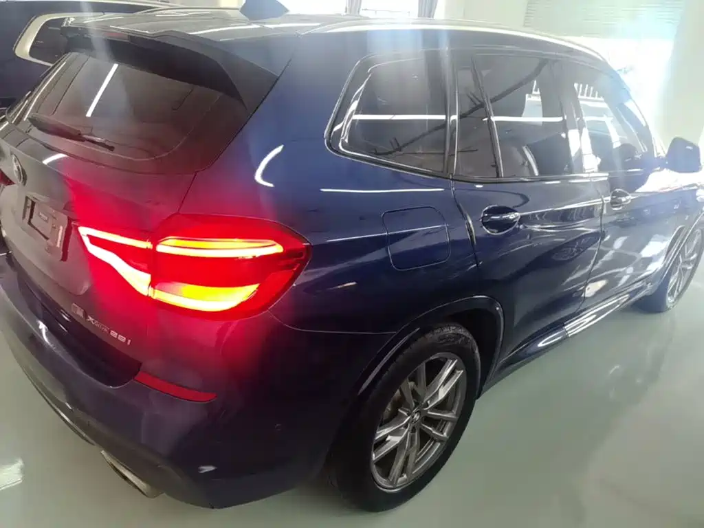BMW X3 — фото 7