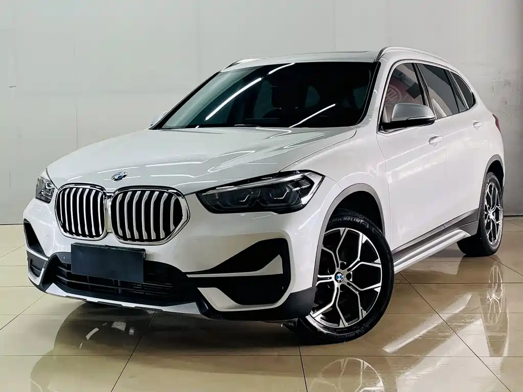 BMW X1 — фото 3