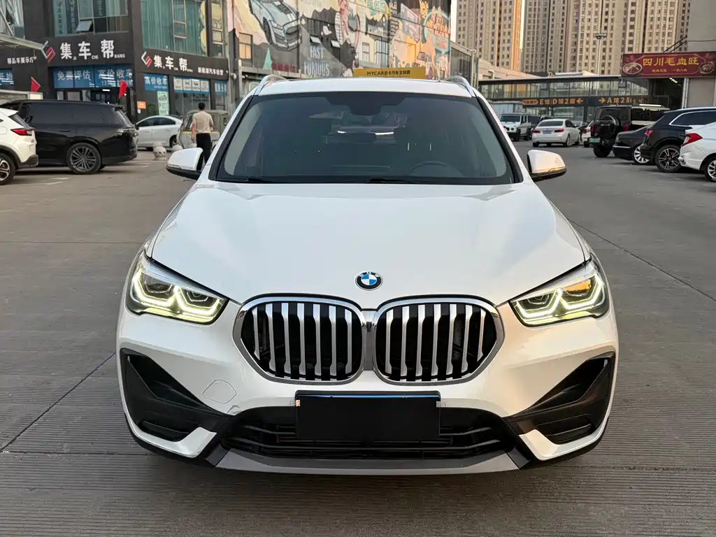 BMW X1 — фото 2