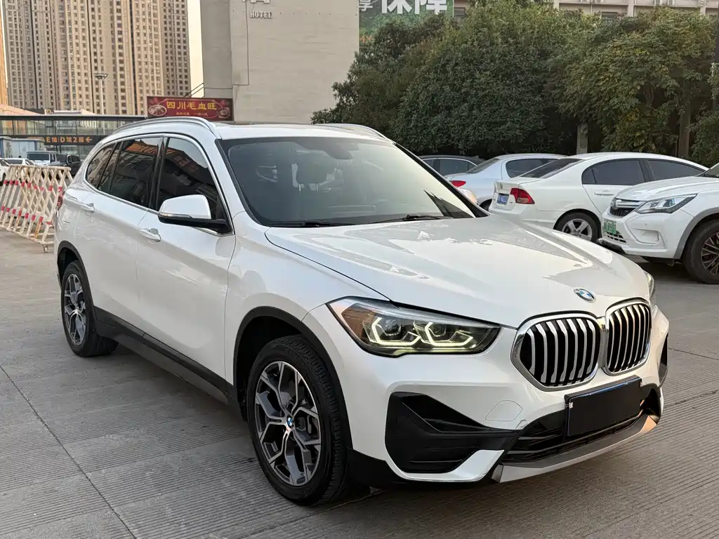 BMW X1 — фото 3