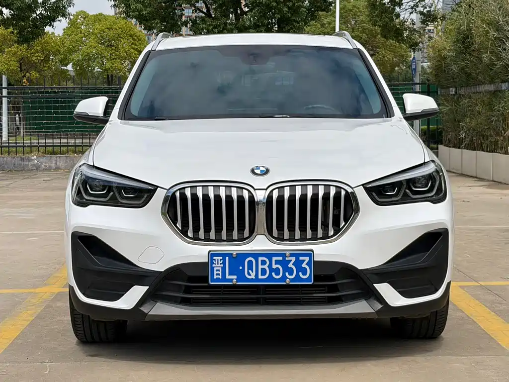 BMW X1 — фото 2