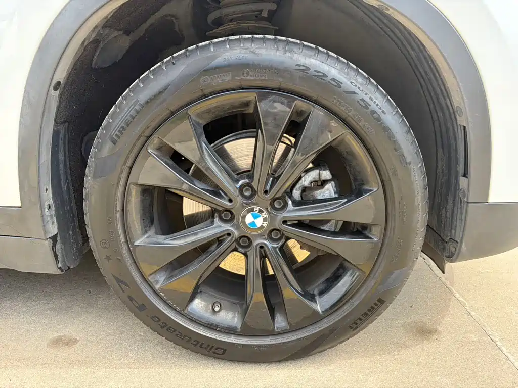 BMW X1 — фото 19