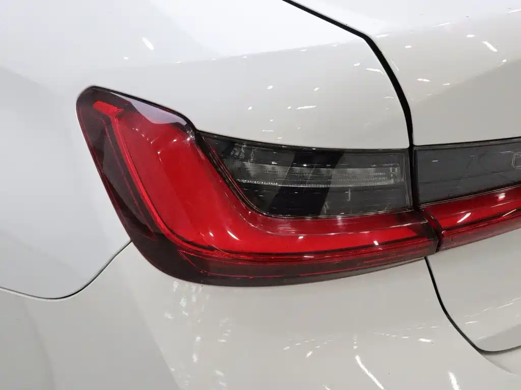 BMW 3 Series — фото 19