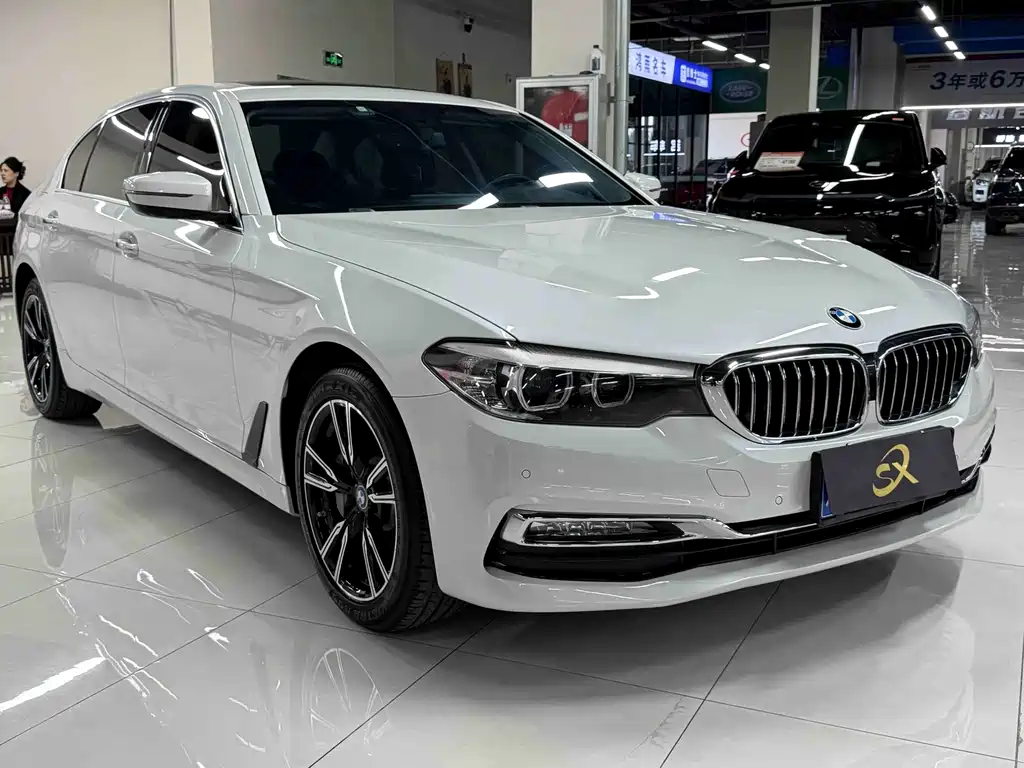 BMW 5 Series — фото 2