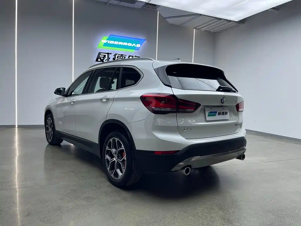 BMW X1 — фото 2