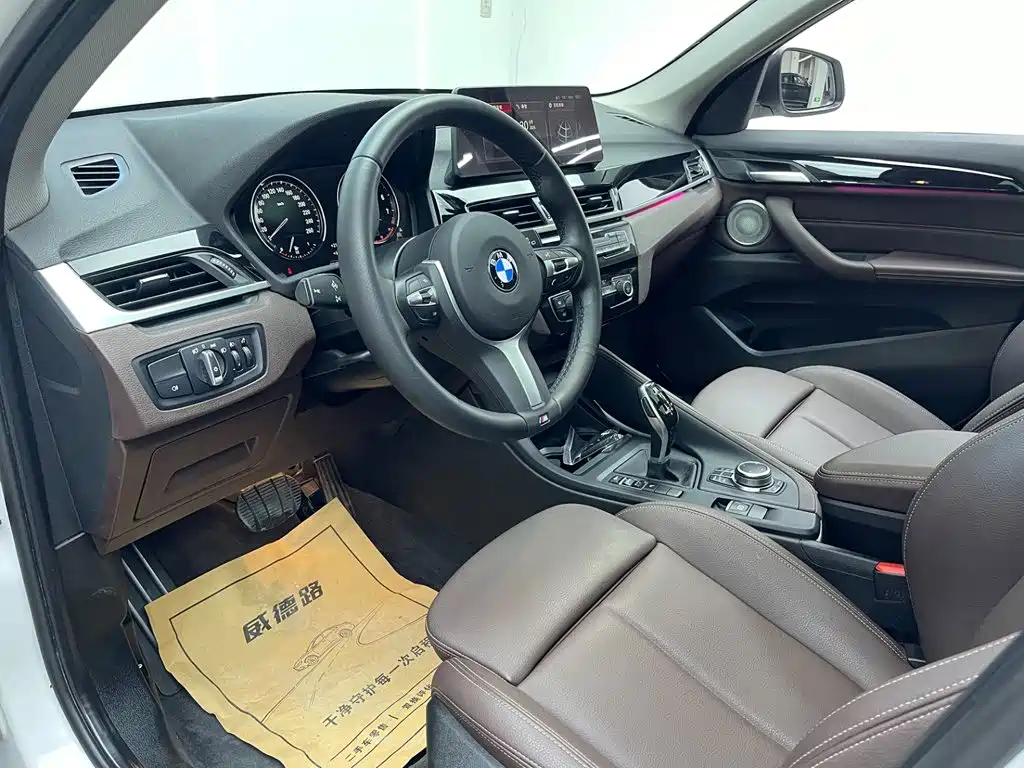 BMW X1 — фото 11