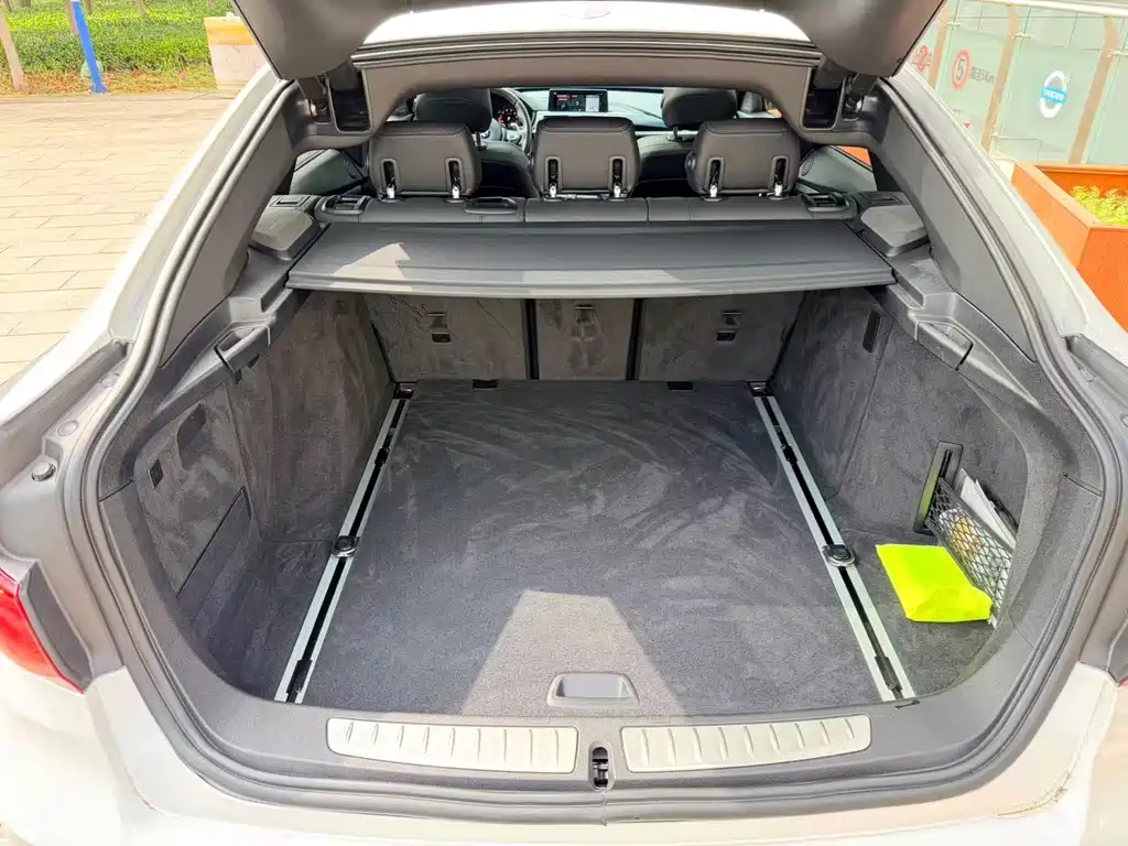 BMW 3 Series GT — фото 21