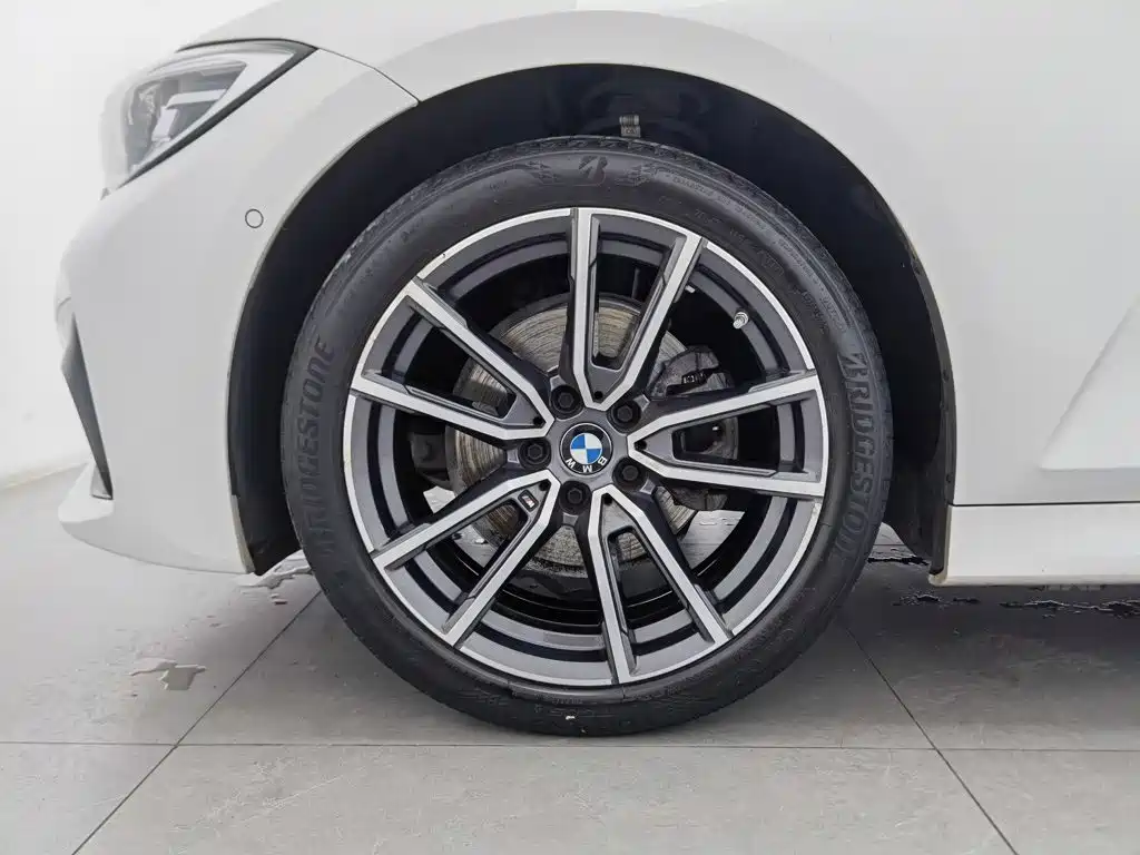 BMW 3 Series — фото 17