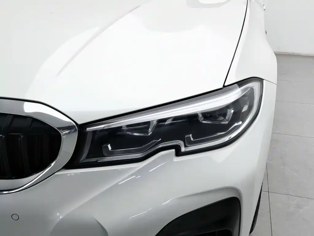 BMW 3 Series — фото 7