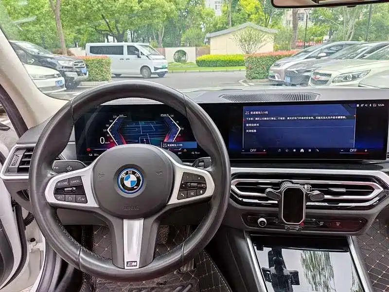 BMW i3 — фото 11