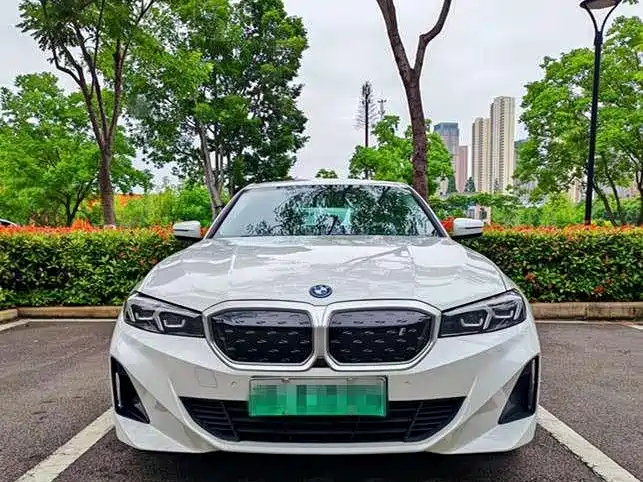 BMW i3 — фото 5