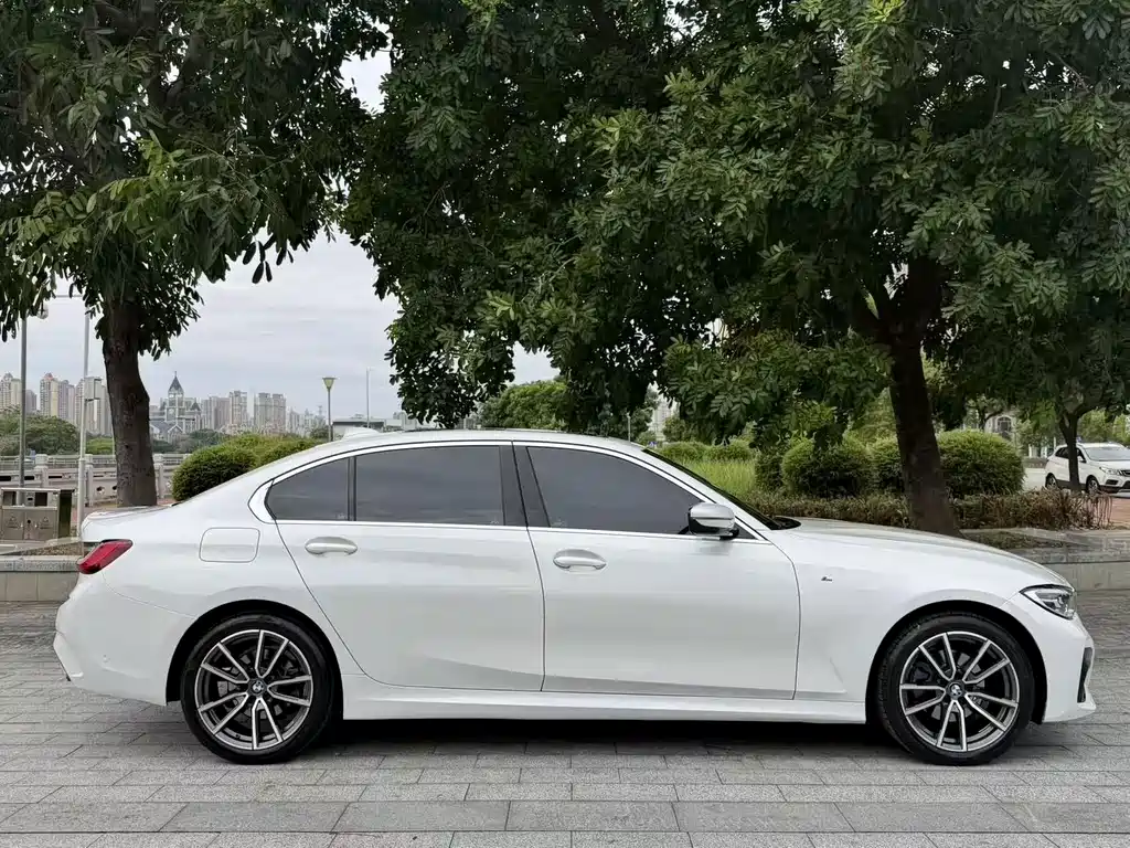 BMW 3 Series — фото 14