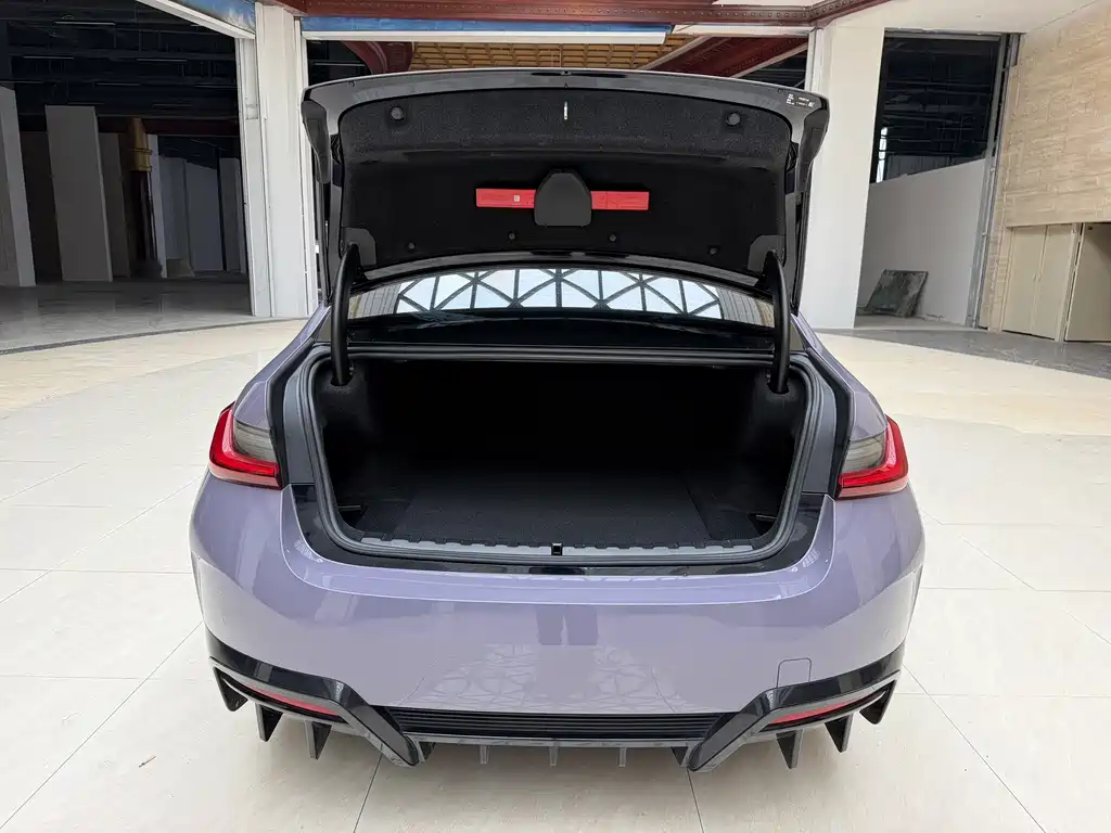 BMW i3 — фото 13