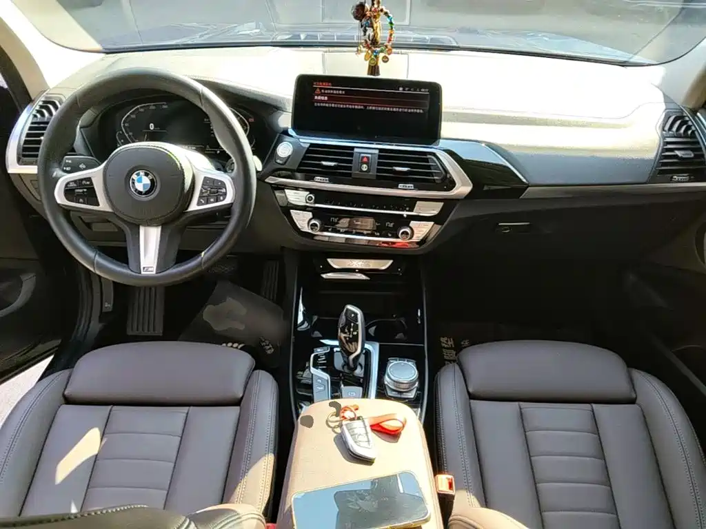 BMW X3 — фото 10