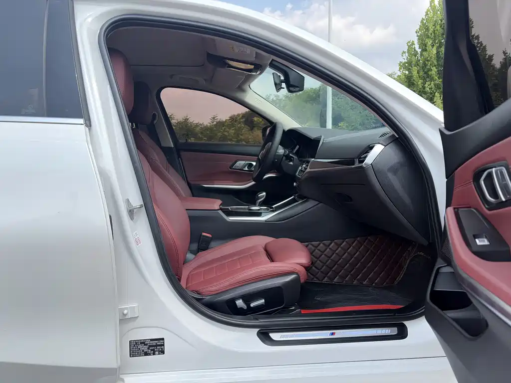 BMW 3 Series — фото 11