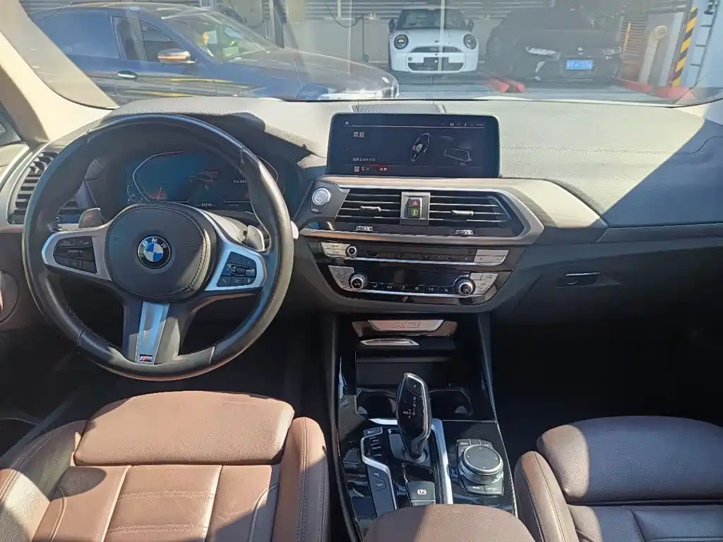 BMW X3 — фото 11