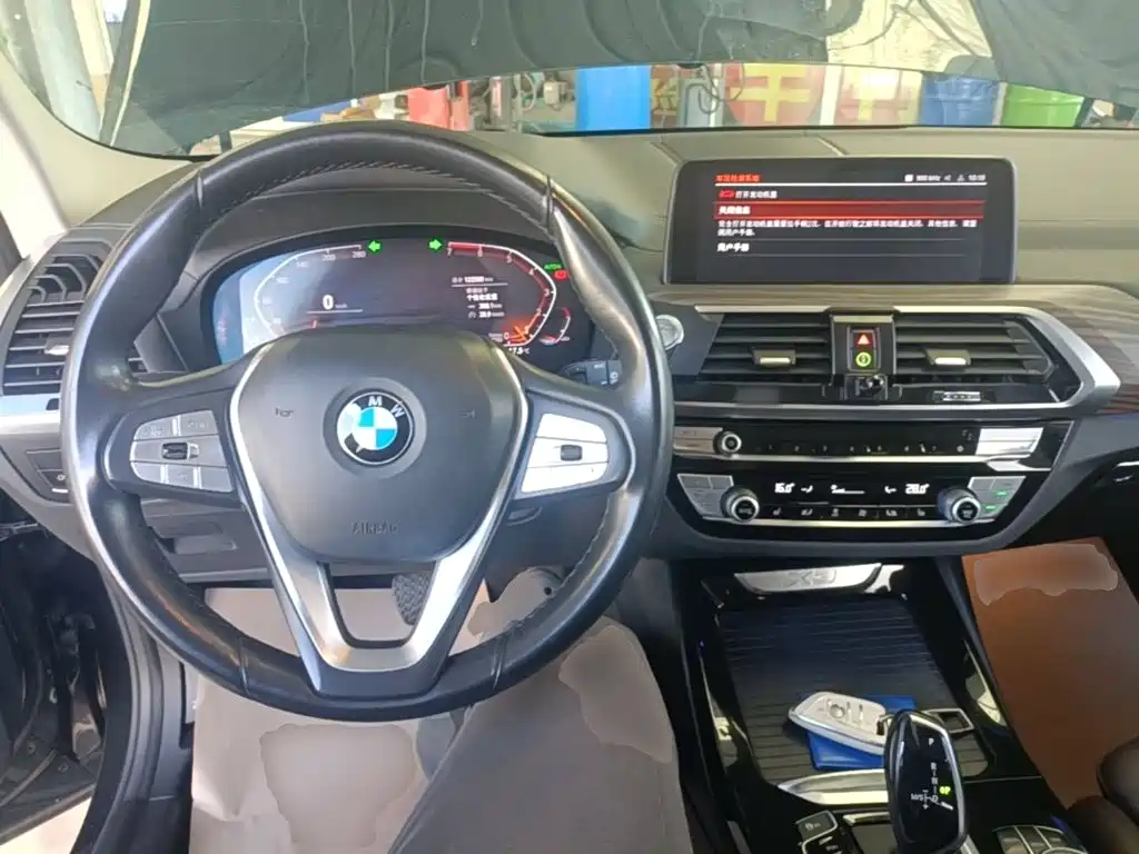 BMW X3 — фото 10