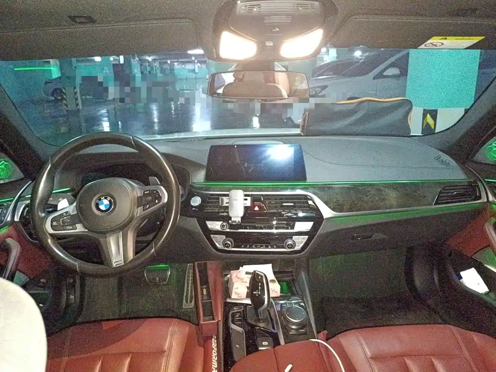 BMW 5 Series — фото 10