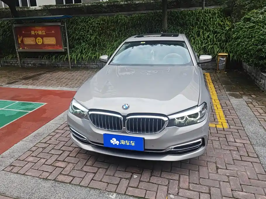 BMW 5 Series — фото 2