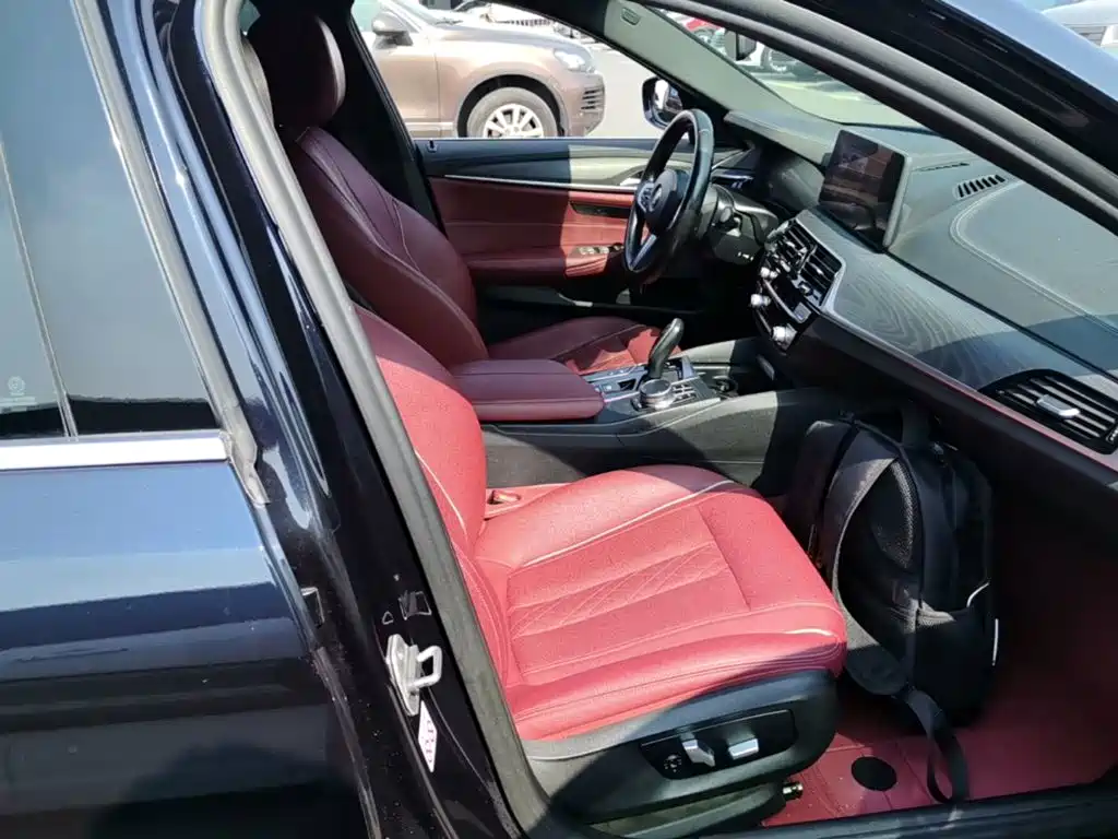 BMW 5 Series New Energy — фото 25