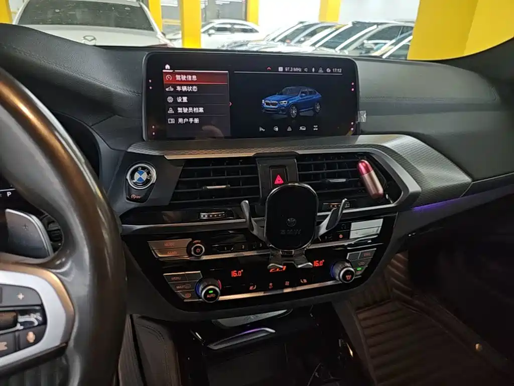 BMW X4 — фото 13
