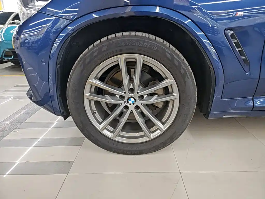 BMW X4 — фото 23