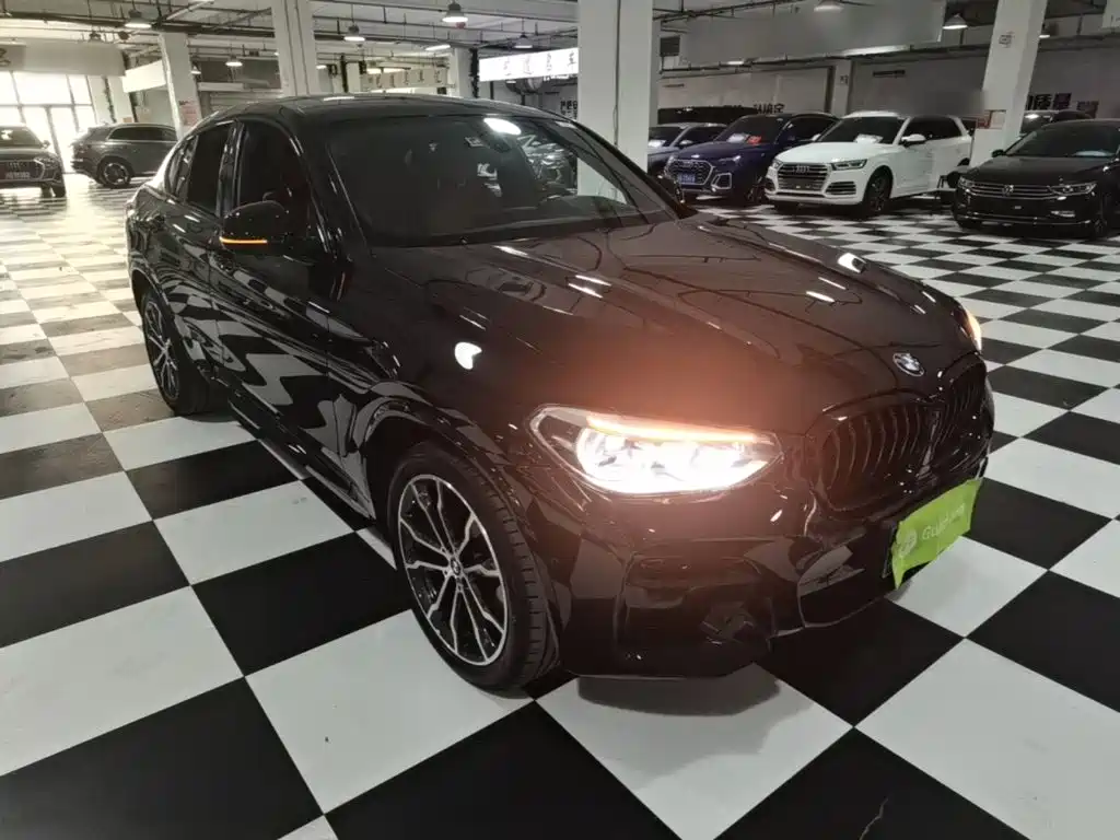 BMW X4 — фото 4