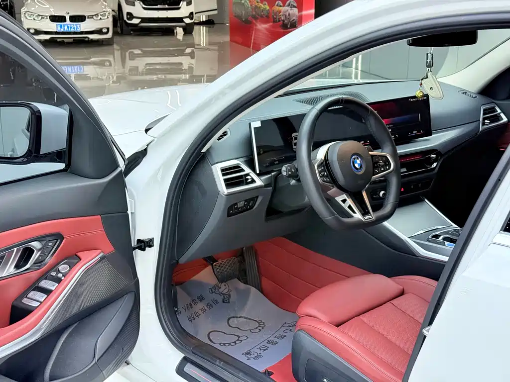 BMW i3 — фото 3