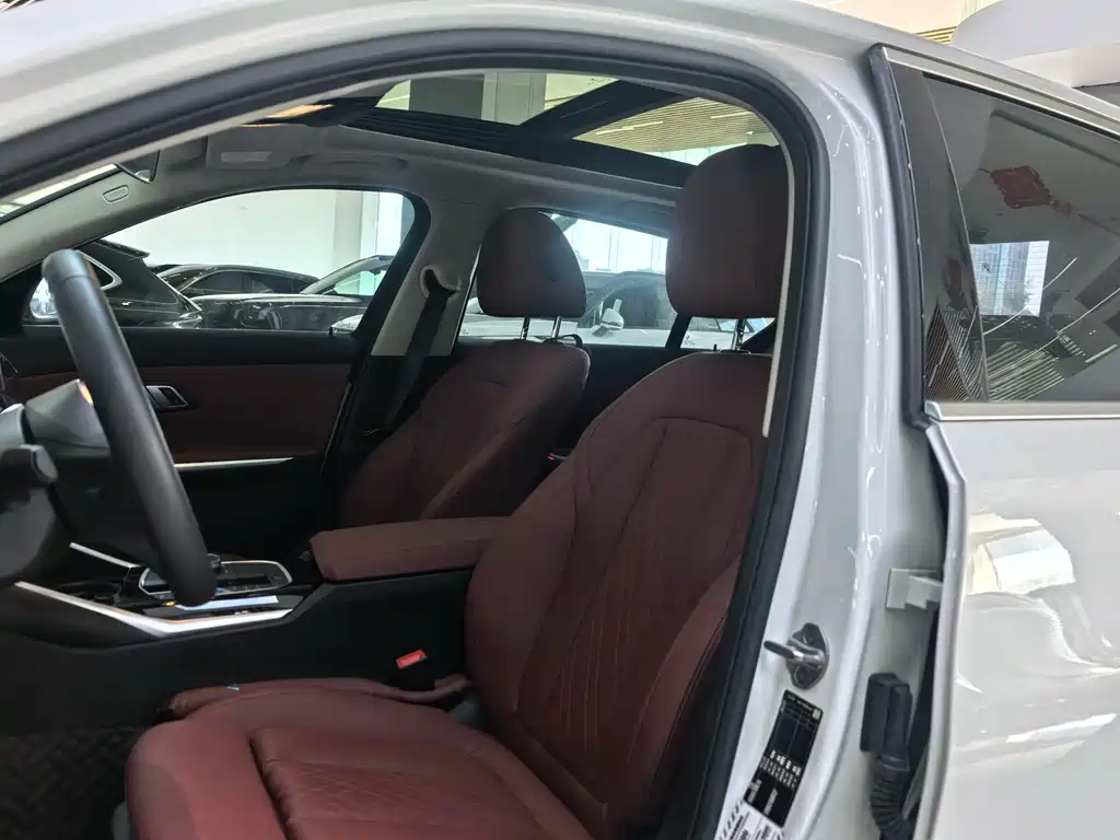 BMW i3 — фото 10