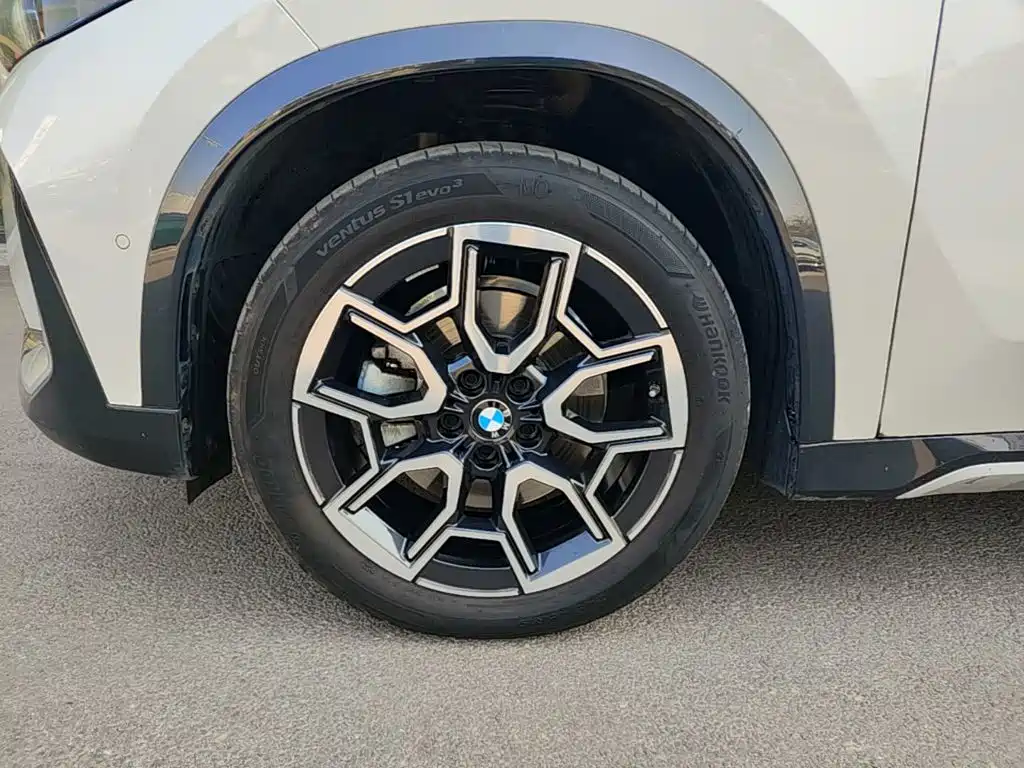 BMW X1 — фото 24