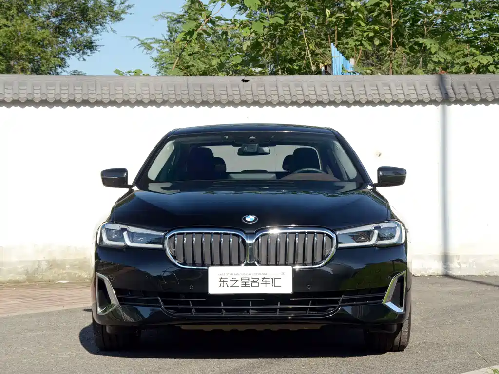 BMW 5 Series — фото 2