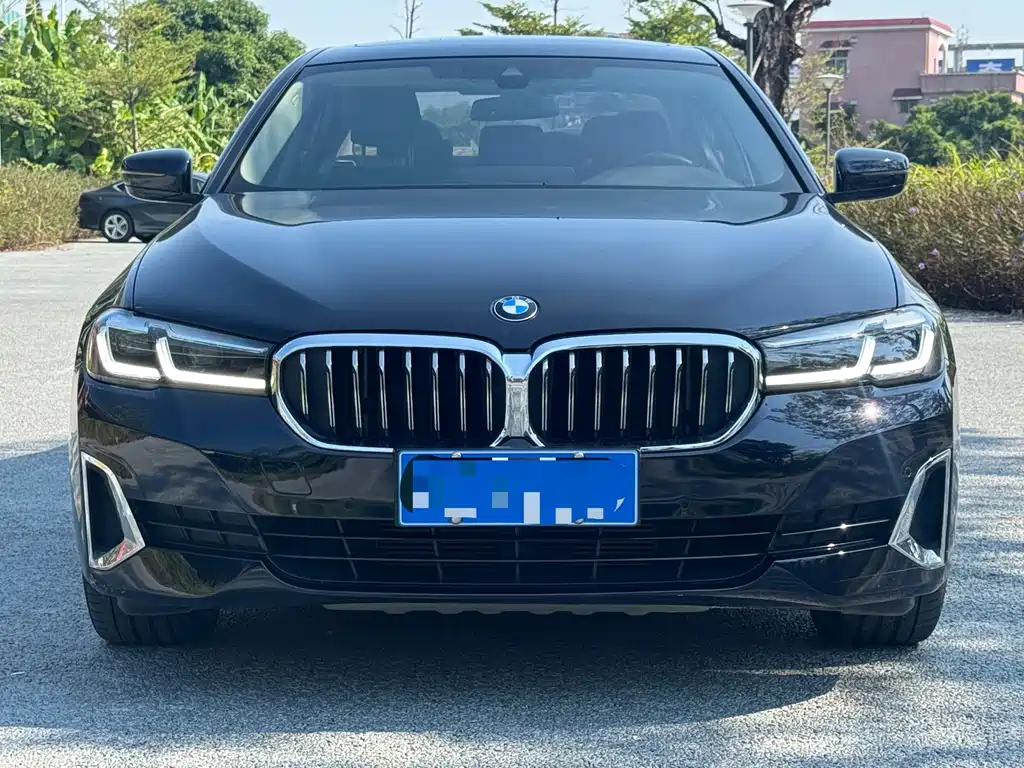 BMW 5 Series — фото 2
