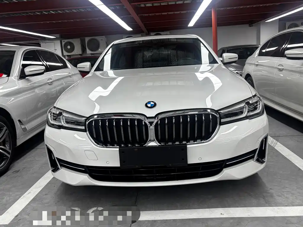 BMW 5 Series — фото 2