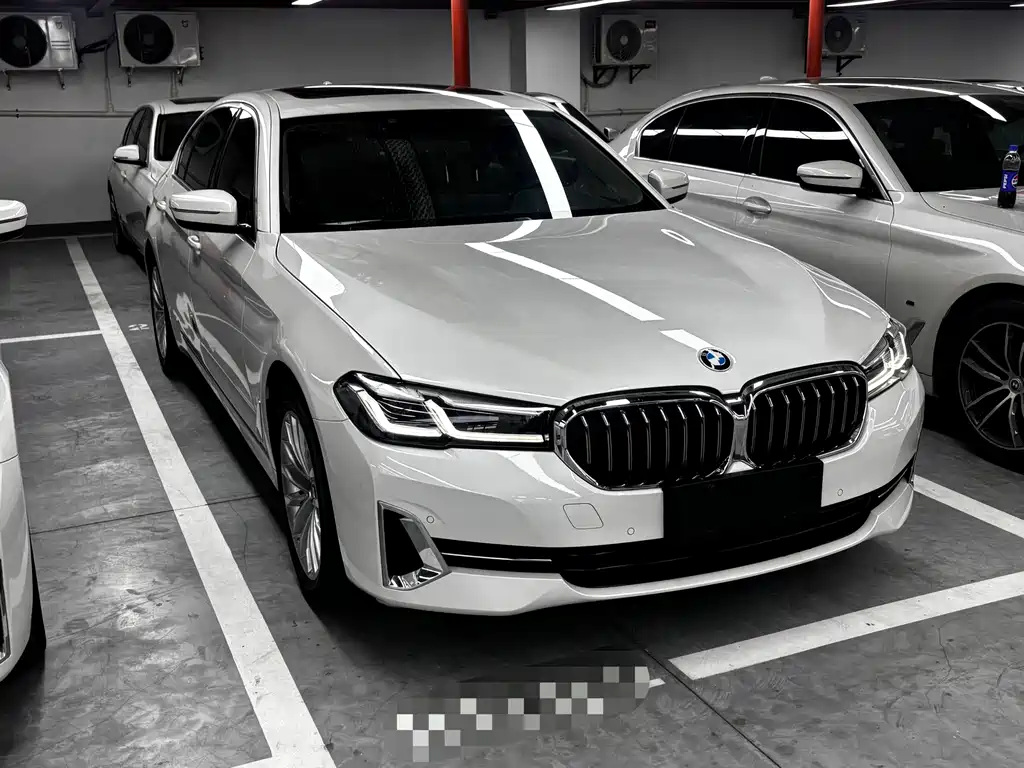 BMW 5 Series — фото 3