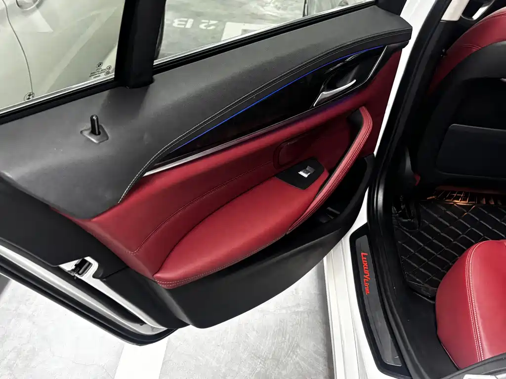 BMW 5 Series — фото 10