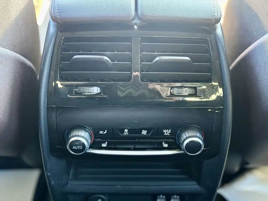 BMW 5 Series New Energy — фото 8