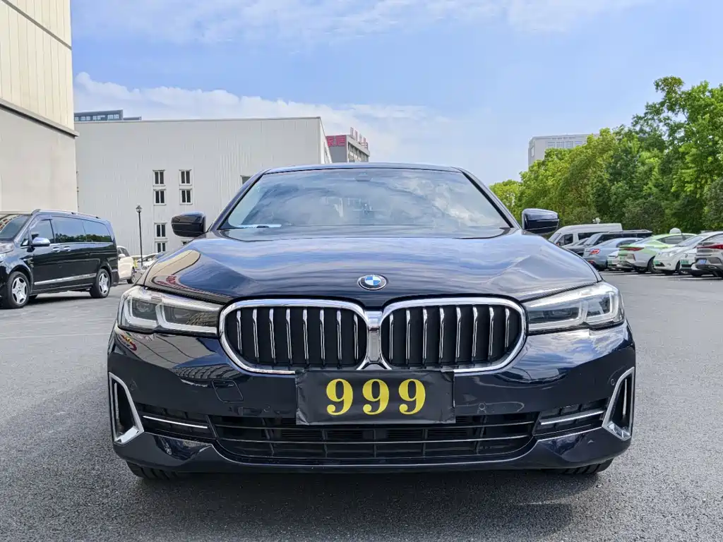 BMW 5 Series — фото 2