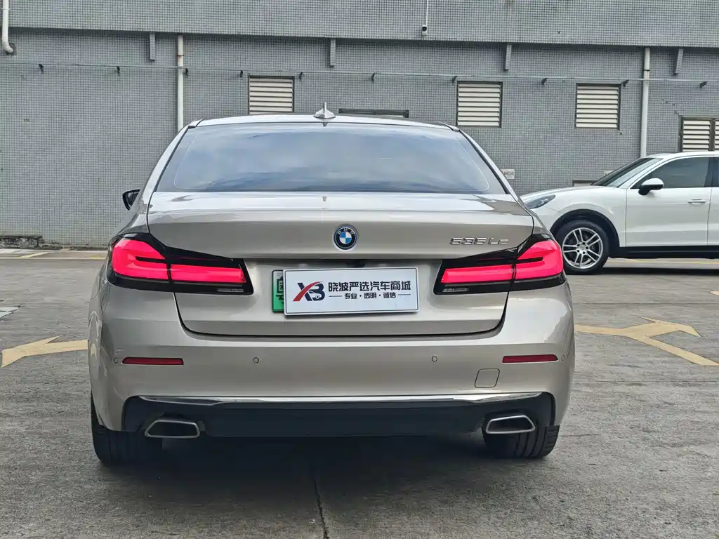 BMW 5 Series New Energy — фото 17