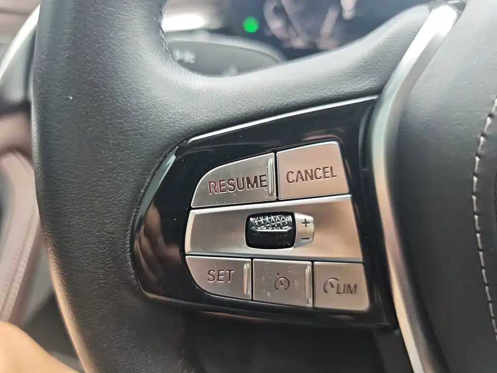 BMW 5 Series New Energy — фото 8