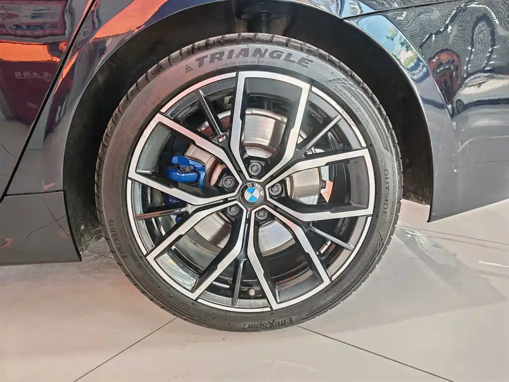 BMW 5 Series (Import) — фото 14