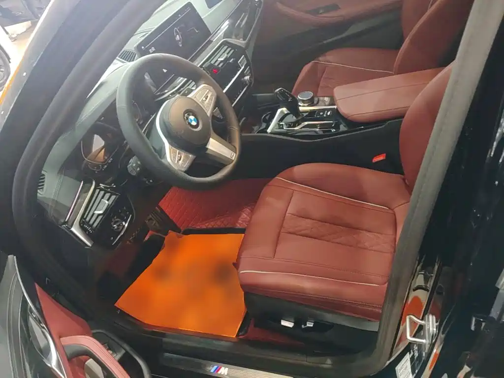 BMW 5 Series — фото 15