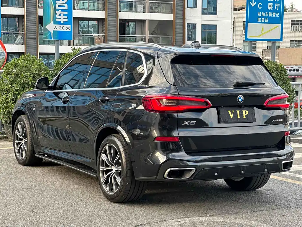 BMW X5 (Import) — фото 7