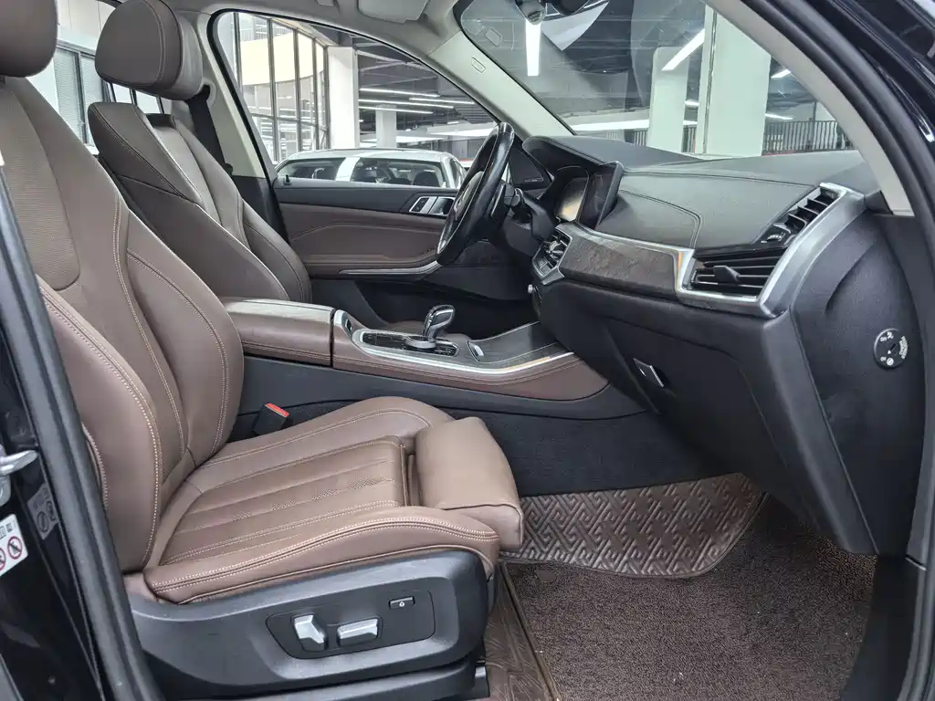 BMW X5 (Import) — фото 13
