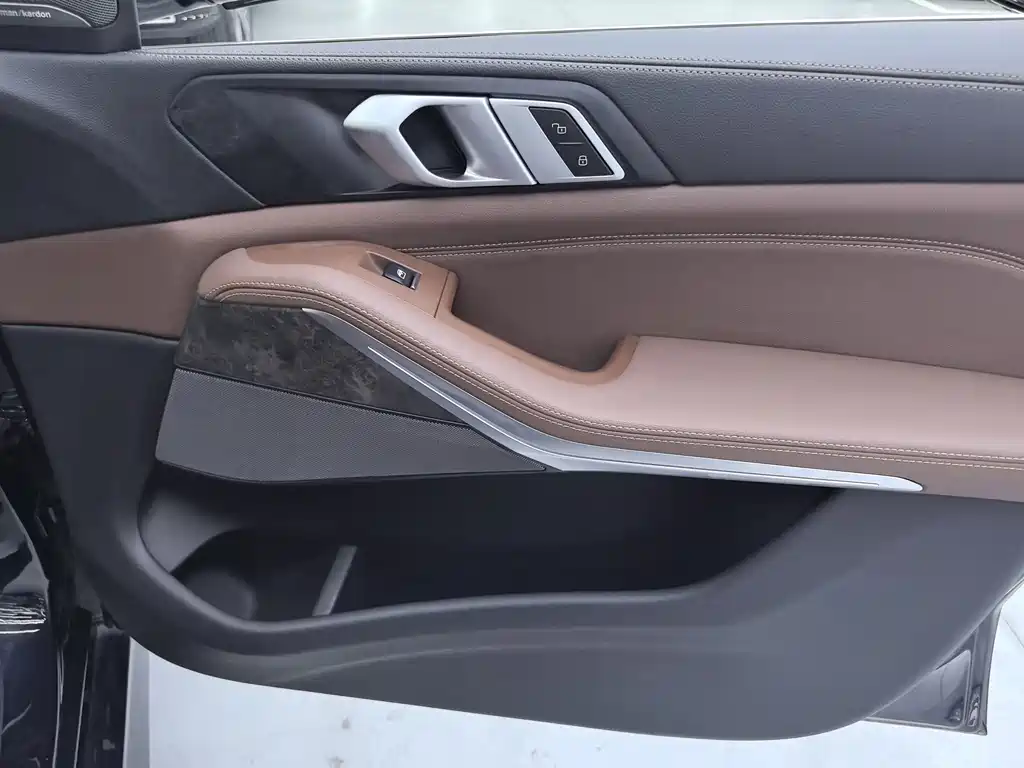 BMW X5 (Import) — фото 14