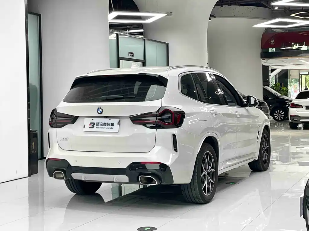 BMW X3 — фото 15