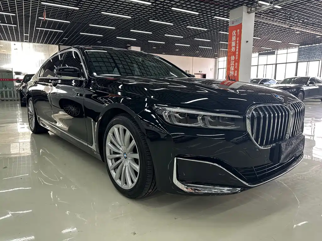 BMW 7 Series — фото 3