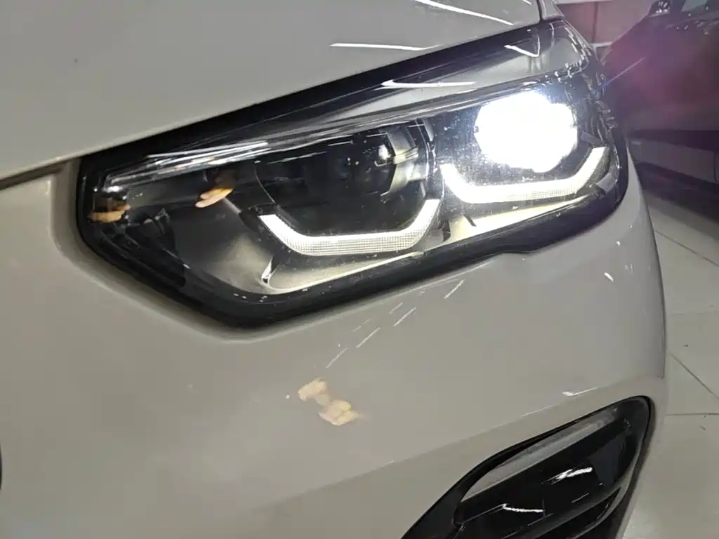 BMW X5 (Import) — фото 24