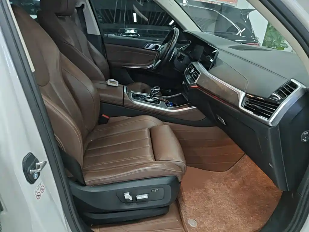 BMW X5 (Import) — фото 25