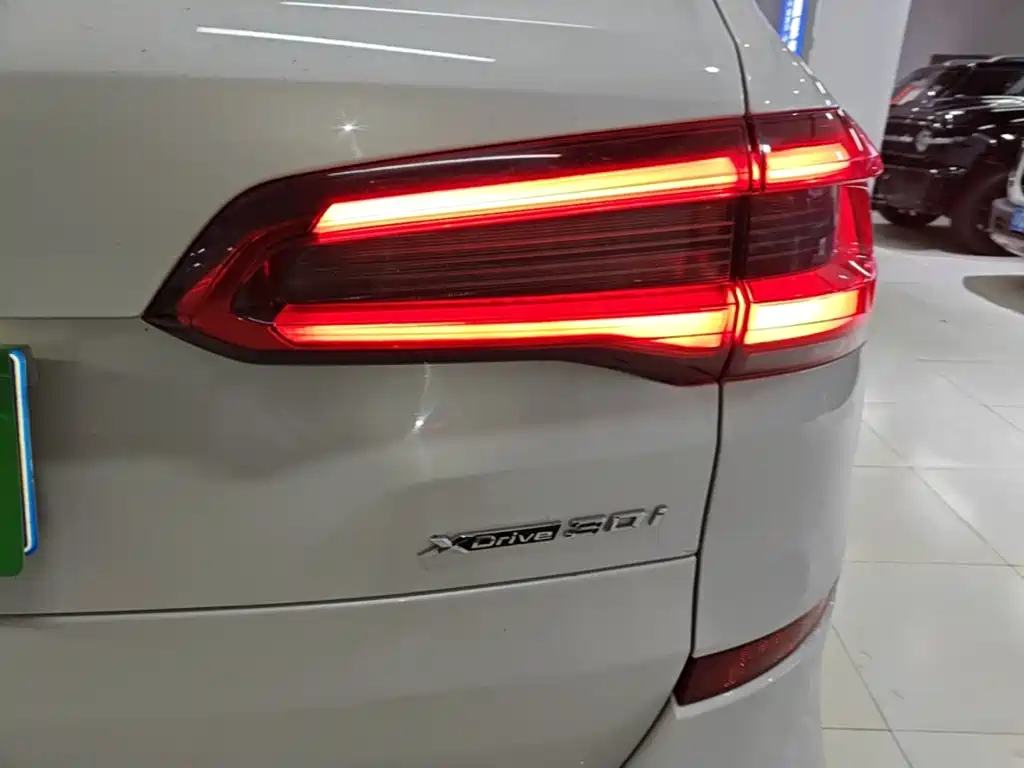 BMW X5 (Import) — фото 8